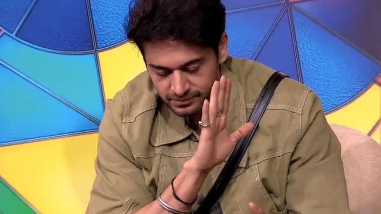 Why did Bigg Boss 19 contestant Gaurav Khanna cry?