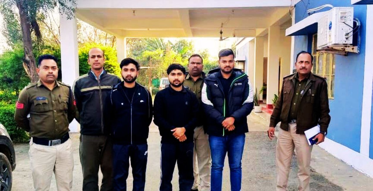 सिंगरौली में रास्ता रोककर 10,000 रुपये टैक्स मांगने वाले फरार आरोपी सासन पुलिस की कार्रवाई में गिरफ्तार।