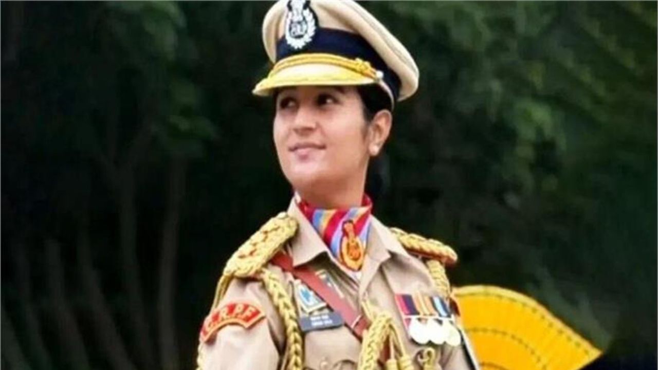 Simran Bala to lead all-male CRPF contingent at Republic Day parade chevron_right