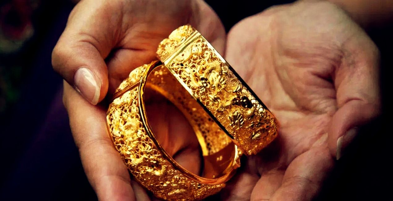 Why is gold becoming more expensive in India?