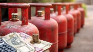बजट 2026 से पहले LPG सिलेंडर के दाम बढ़े, घरेलू बजट पर सीधा असर