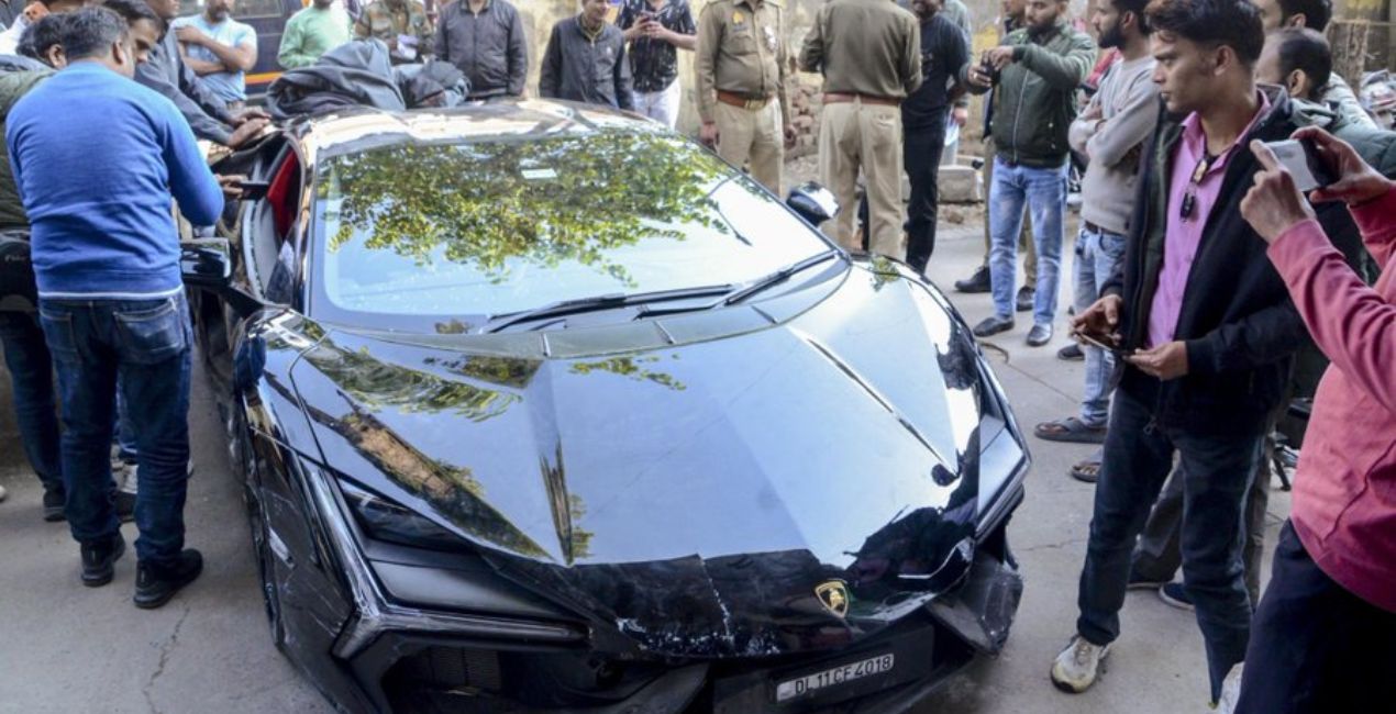 Lamborghini accident in Kanpur