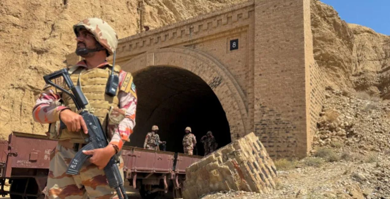 BLA का 'ऑपरेशन हेरोफ फेज II': बलूचिस्तान में 80+ पाकिस्तानी जवान मारे गए दावा