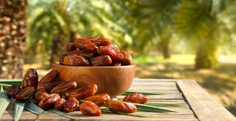 Ramadan 2026 : खजूर से ही क्यों खोलते हैं रोजा? जानिए धार्मिक कारण और सेहत के बड़े फायदे