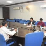 6 माह से अधिक लंबित सभी राजस्व प्रकरण निराकृत करें – कमिश्नर