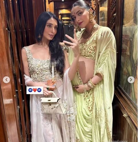 सोनम कपूर की गोद भराई बनी शाही, लाइम ग्रीन लहंगे में दिखा रॉयल अंदाज़, करीना–भूमि समेत कई सितारे पहुंचे