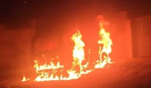 मोरवा में किशोर की हत्या के बाद बवाल, भीड़ ने थाने पर किया पथराव