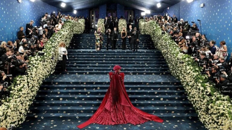 Met Gala 2026 : ड्रेस कोड अनाउंस, फैशन को आर्ट के रूप में करेंगे सेलिब्रेट