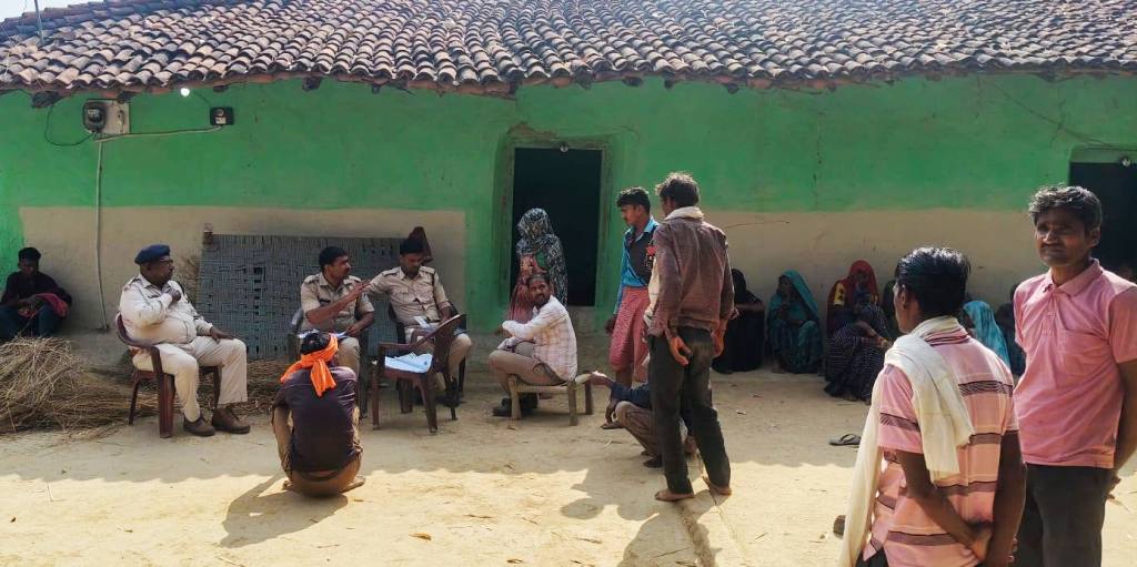 कलयुगी पुत्र ने बुजुर्ग पिता की लाठी-डंडे से पीट-पीटकर कर दी हत्या