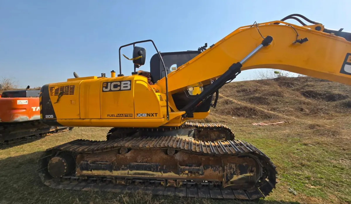 सिंगरौली में अवैध रेत खनन पर बड़ी कार्रवाई, 3 पोकलेन मशीनें जब्त