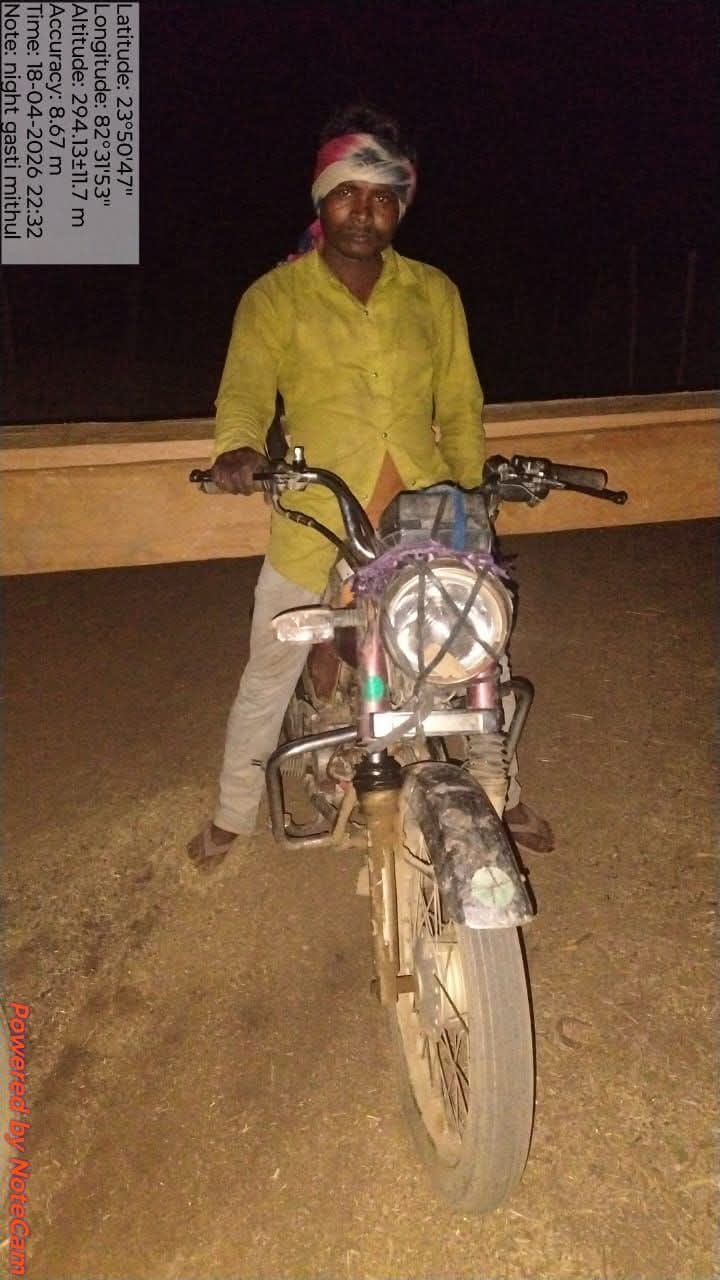 रेंजर पुष्पा सिंह का सख्त एक्शन,अवैध सागौन की खेप के साथ युवक धराया