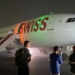 दिल्ली एयरपोर्ट पर SWISS फ्लाइट के इंजन में आग, 6 यात्री घायल | LX147 घटना अपडेट
