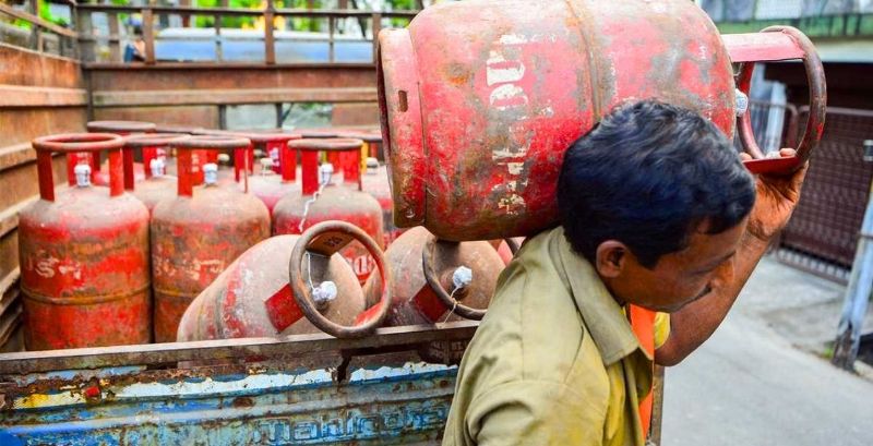 LPG संकट को लेकर बड़ा अपडेट : सरकार ने जारी किए नए आंकड़े, सप्लाई को बताया सामान्य