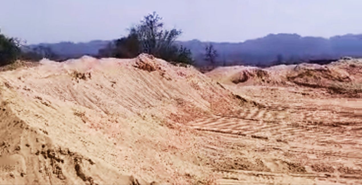 सिंगरौली में अवैध रेत भंडारण पर बड़ी कार्रवाई, 170 घन मीटर रेत जब्त