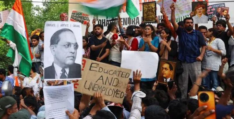 धर्मेंद्र प्रधान ने इस्तीफे की मांग पर तोड़ी चुप्पी, कांग्रेस पर छात्रों के राजनीतिक इस्तेमाल का लगाया आरोप
