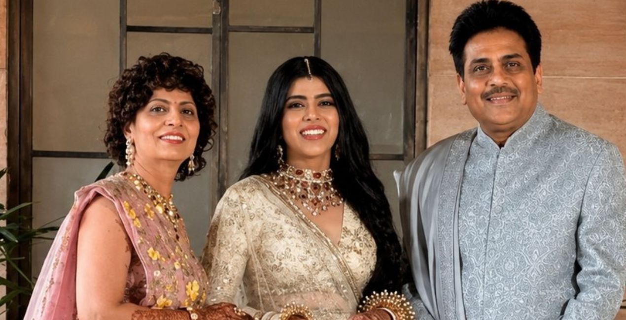 TMKOC ; शैलेश लोढ़ा की बेटी स्वरा की शाही शादी, विदाई में छलक पड़े 'तारक मेहता' के आंसू