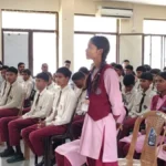 “कोशिश करने वालों की कभी हार नहीं होती” – संभागीय उपायुक्त जे.पी. यादव का विद्यार्थियों को संदेश