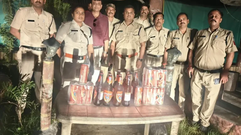 कलेक्टर सिंगरौली गौरव बैनल के निर्देशन में उपायुक्त आबकारी माधव सिंह भयड़िया एवं जिला आबकारी अधिकारी प्रणय कुमार श्रीवास्तव के मार्गदर्शन में वृत्त देवसर अंतर्गत उज्जैनी और बेटहाड़ाड क्षेत्र के रेस्टोरेंट एवं ढाबों में विशेष प्रवर्तन अभियान चलाया गया।