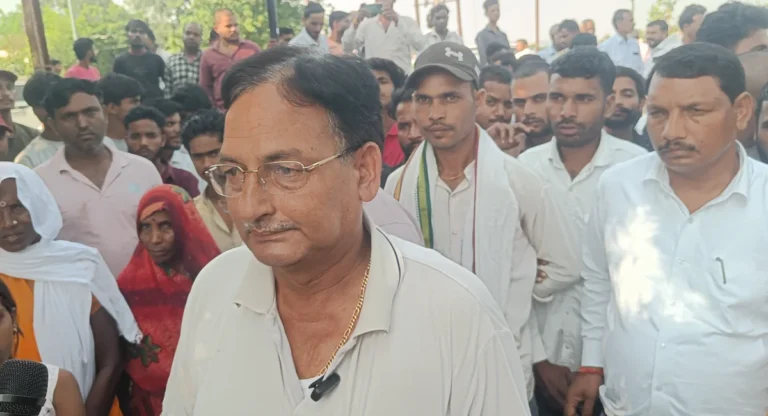राखड़ परिवहन को लेकर विवाद, रणधीर सिंह पर ₹500 प्रति ट्रिप मांगने का आरोप।